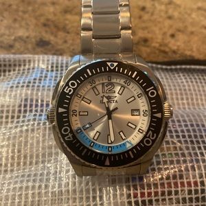 NWOT men’s invicta watch- no box and needs battery
